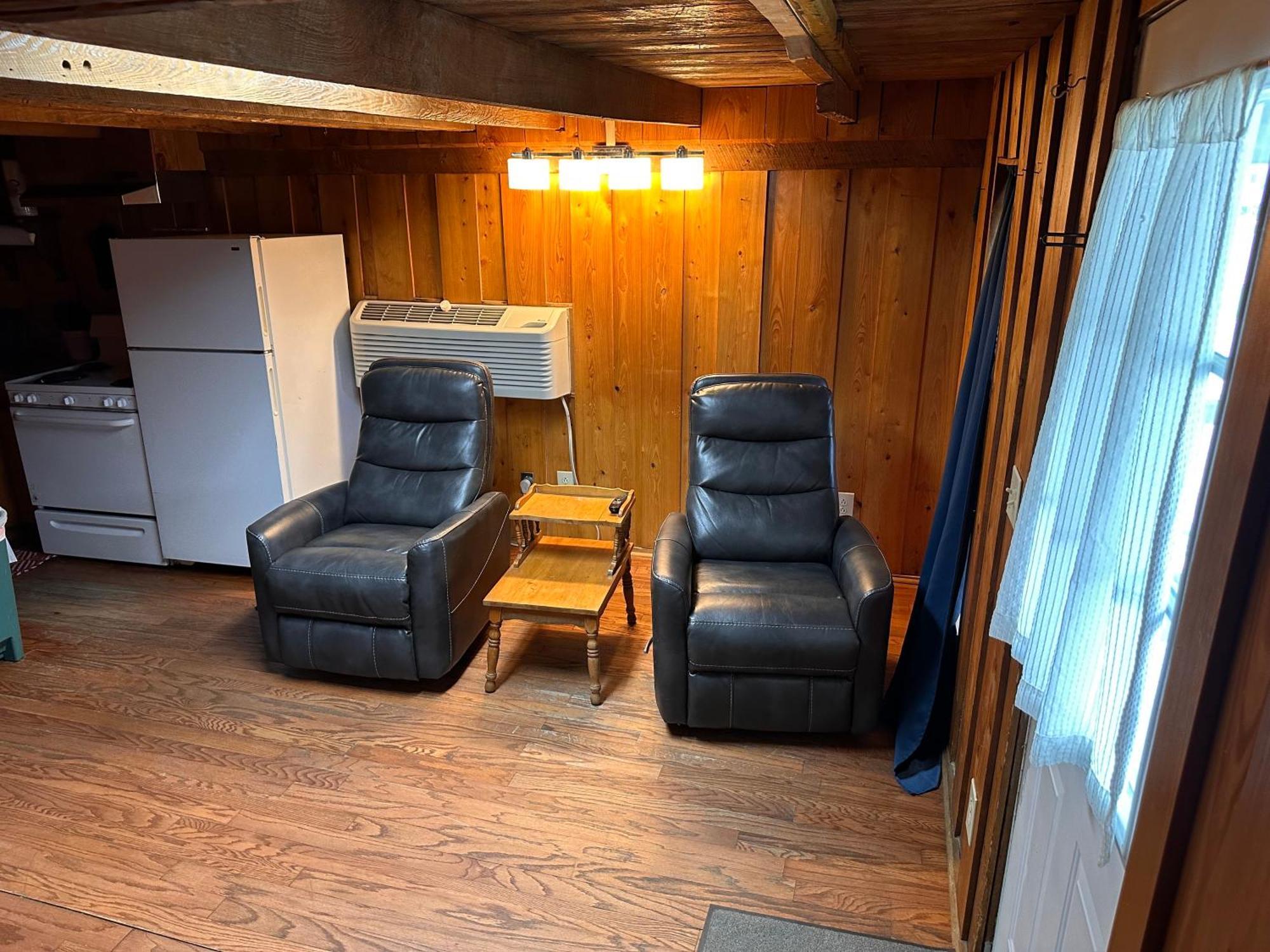 Turn On Inn Lake Village 部屋 写真