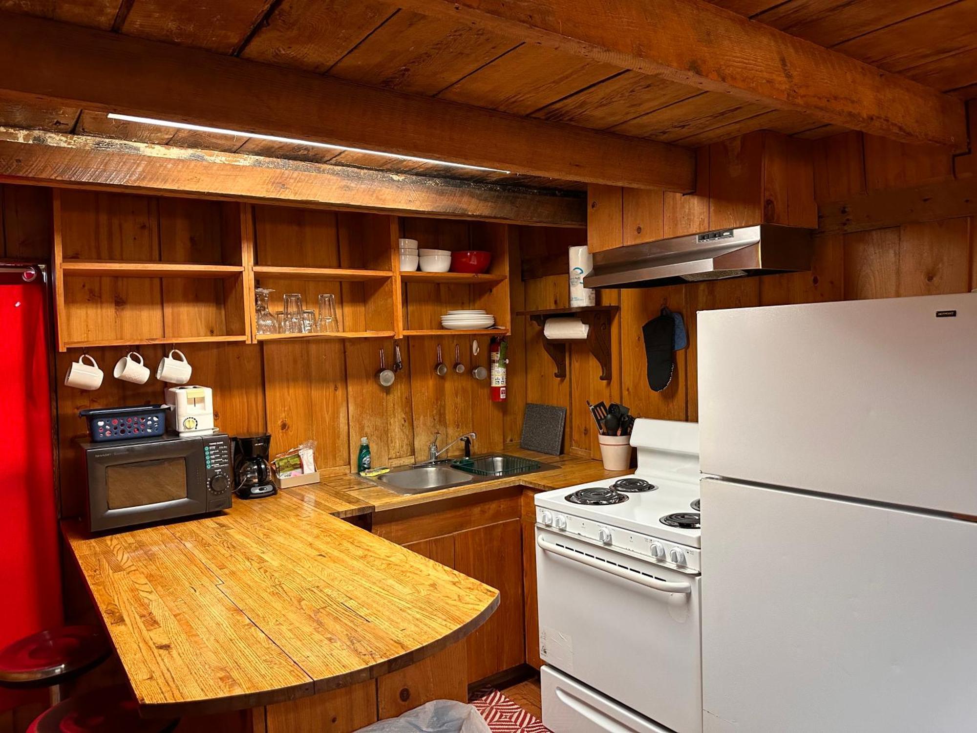 Turn On Inn Lake Village 部屋 写真